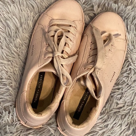 Tommy Hilfiger pink faux leather sneakers size 7 - Picture 5 of 7
